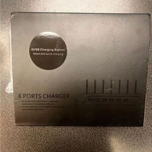 6 Port Charging Station